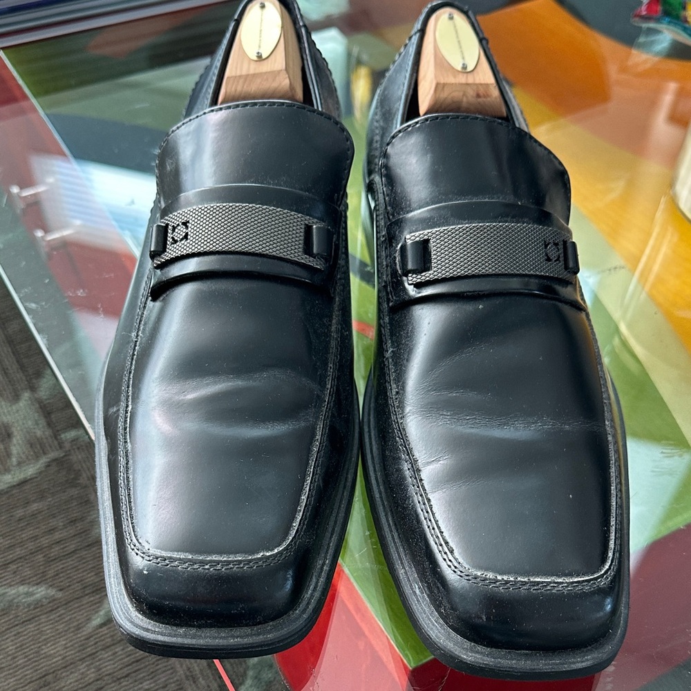 Men's Kenneth Cole Black Leather Loafers size 10